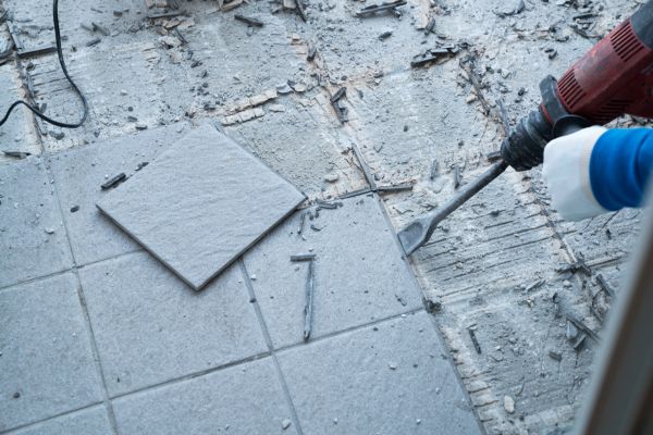 Flooring Removal Service in Mason